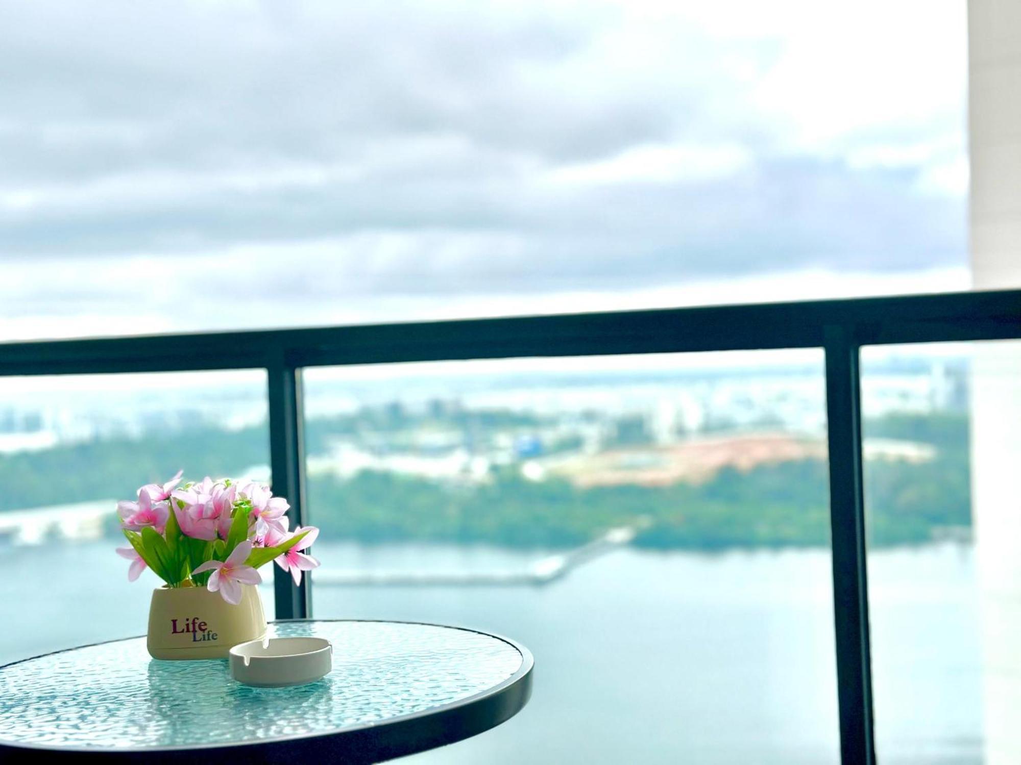 R&f Seine Region Apartment Johor Bahru